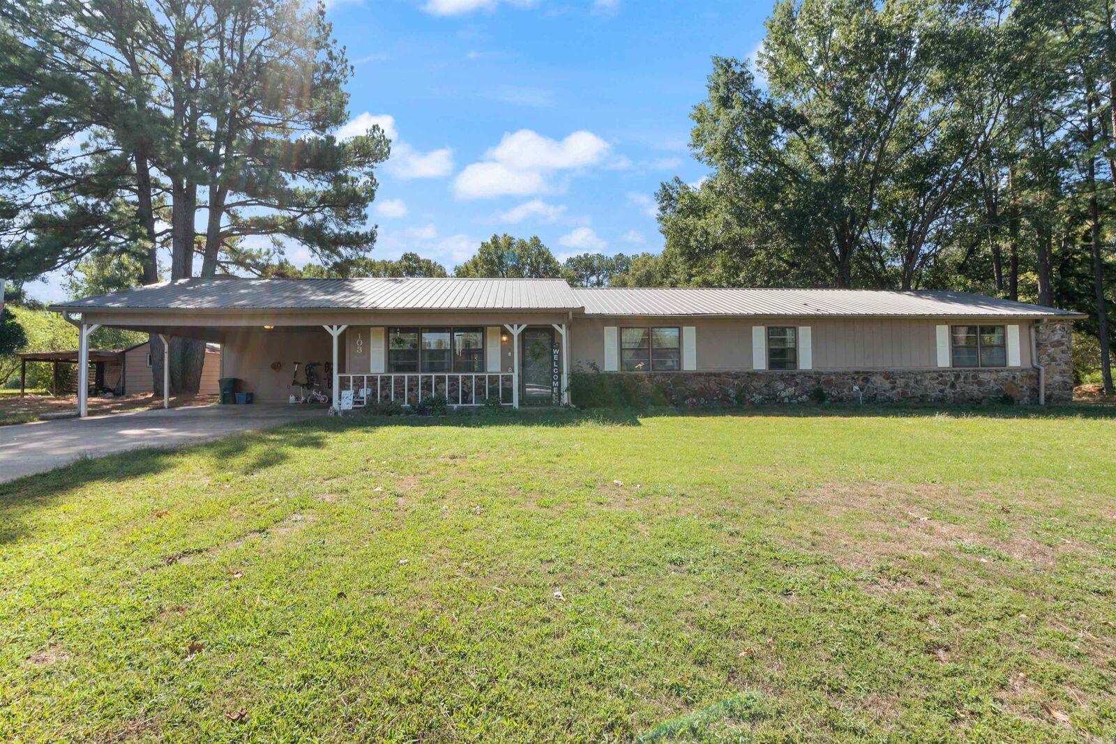 Property Photo:  103 Stanford Road  AR 72032 