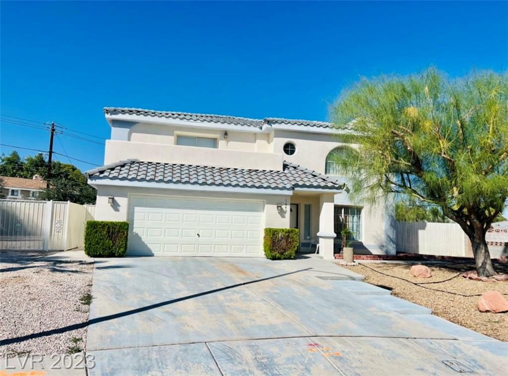 Property Photo:  1640 Canterbury Court  NV 89119 