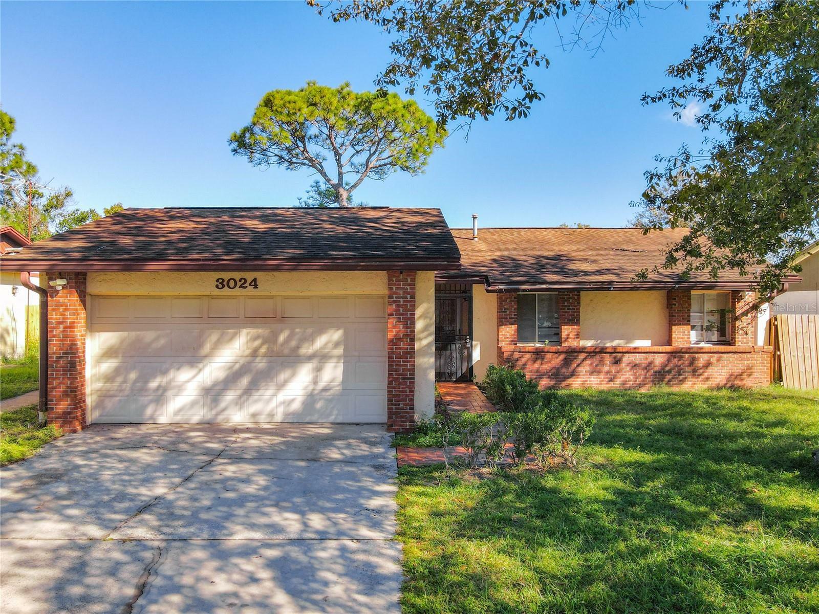 Property Photo:  3024 Willow Bend Boulevard  FL 32808 