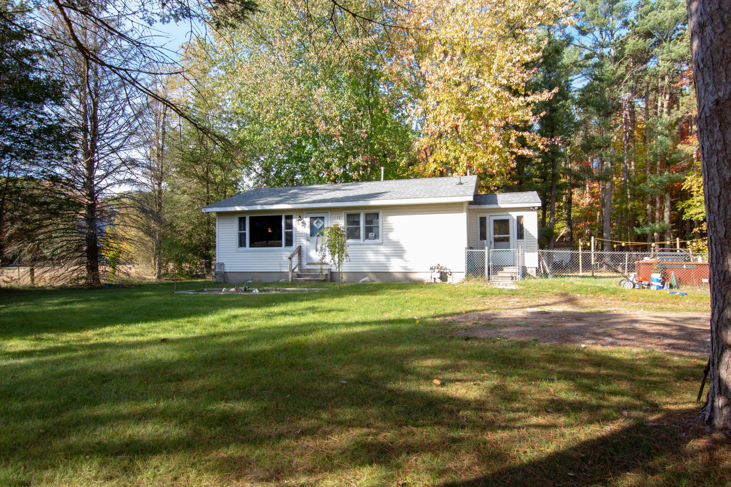 Property Photo:  1060 W Tyler Road  MI 49445 