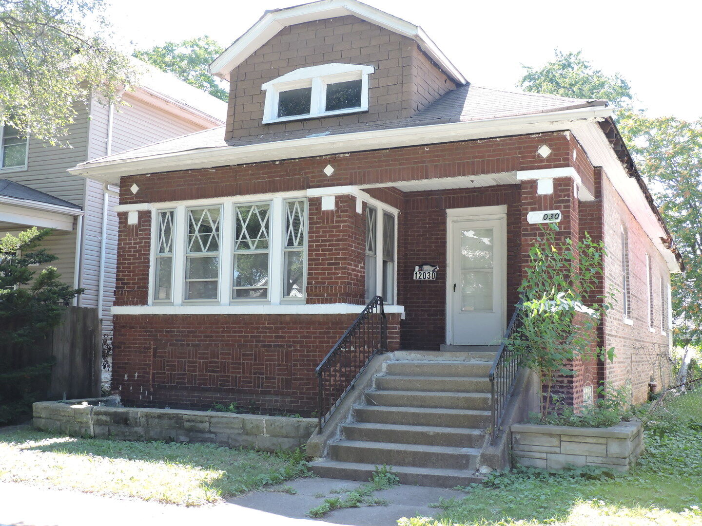 Property Photo:  12030 S Perry Avenue  IL 60628 