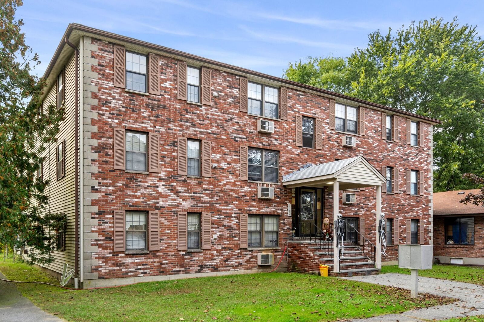 Property Photo:  26 Chandler Avenue 11  NH 03865 