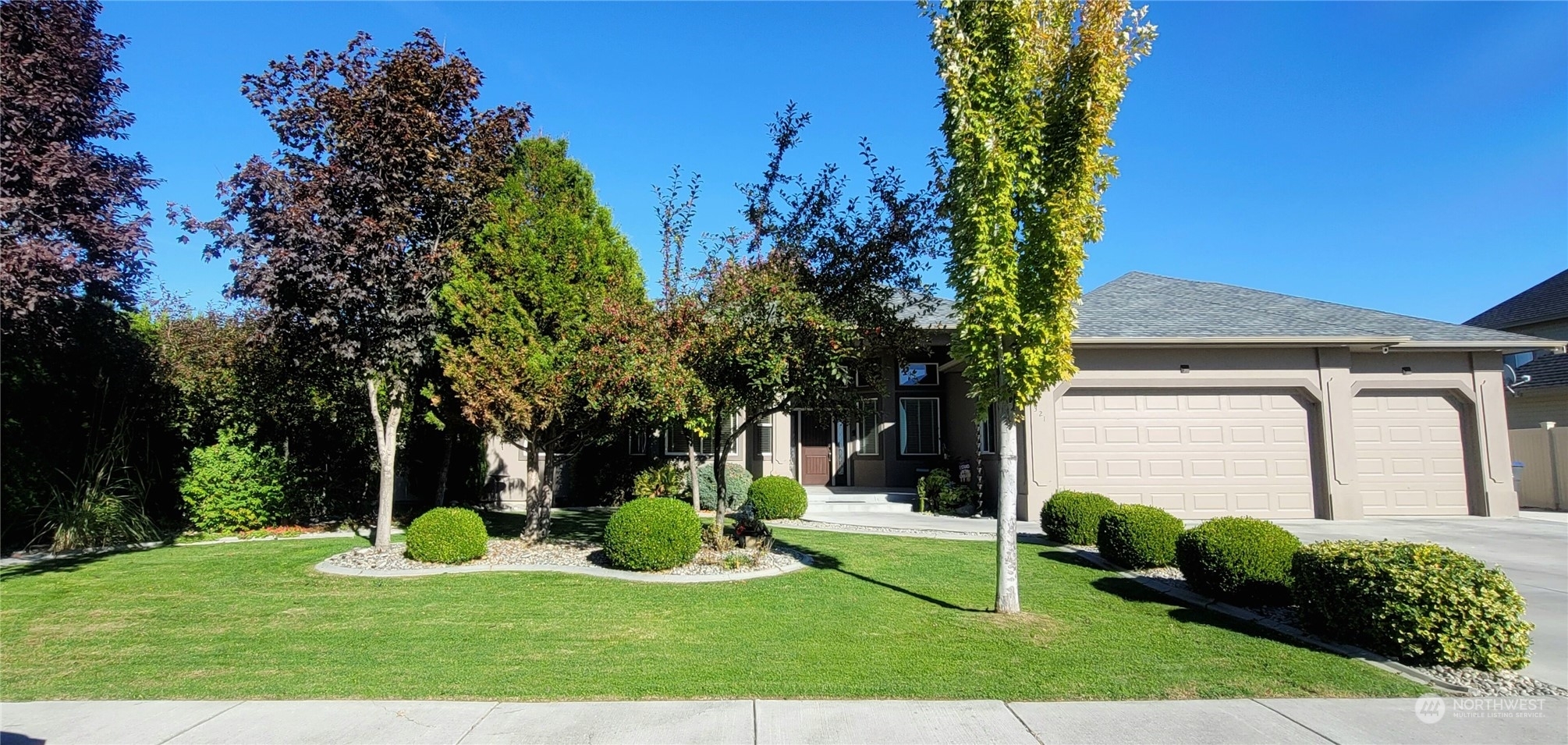 321 N Crestview Drive  Moses Lake WA 98837 photo