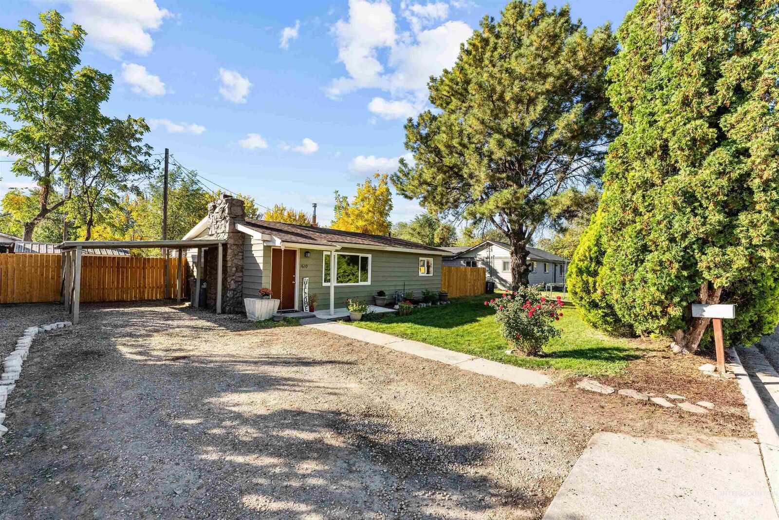 Property Photo:  1610 Alder St.  ID 83605 