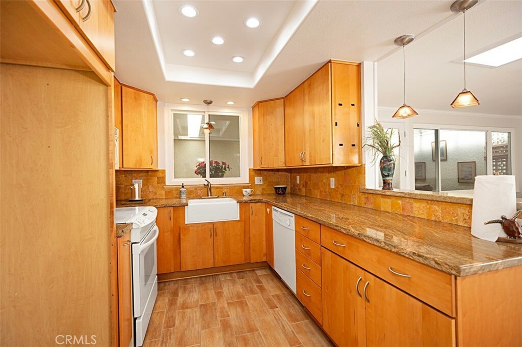 Property Photo: 569 A Avenida Sevilla CA 92637