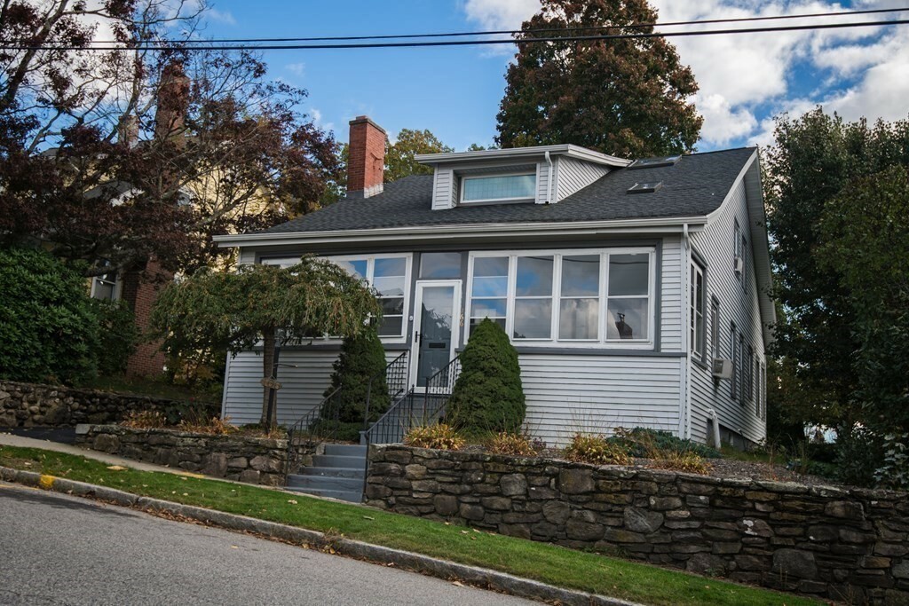 Property Photo:  166 Whitmarsh Ave  MA 01606 