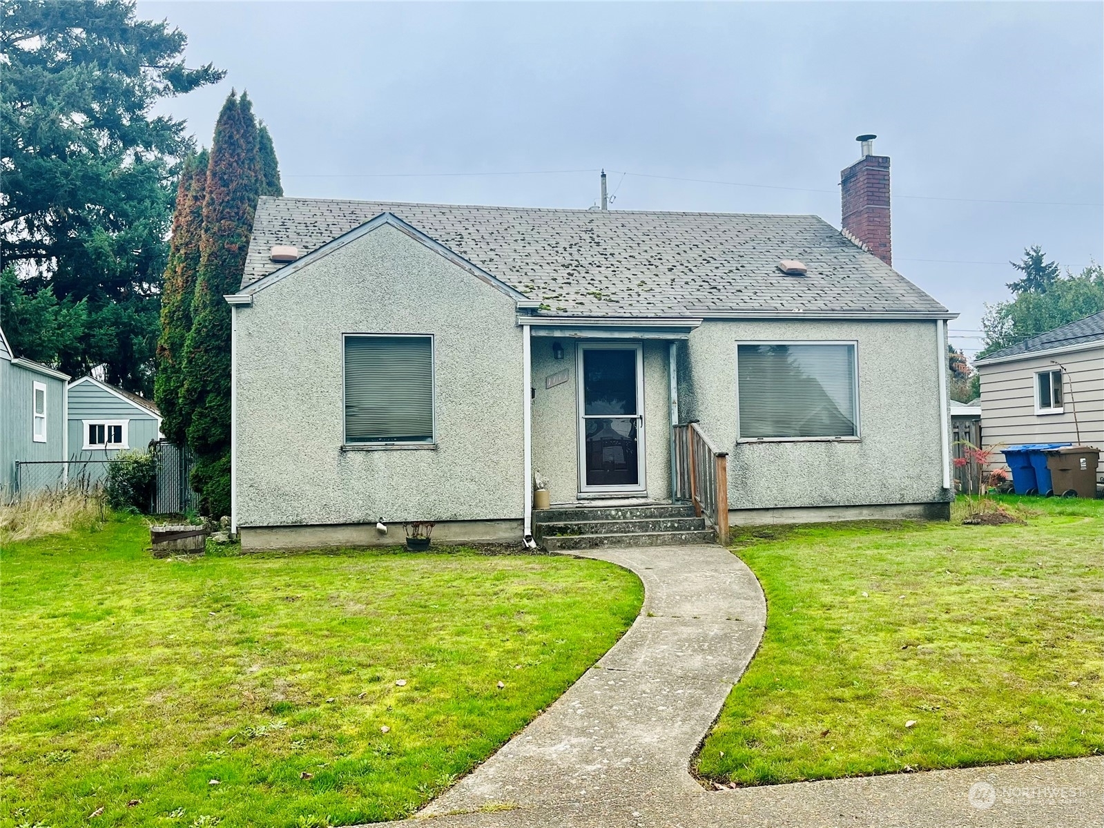 Property Photo: 1715 S Anderson Street WA 98405