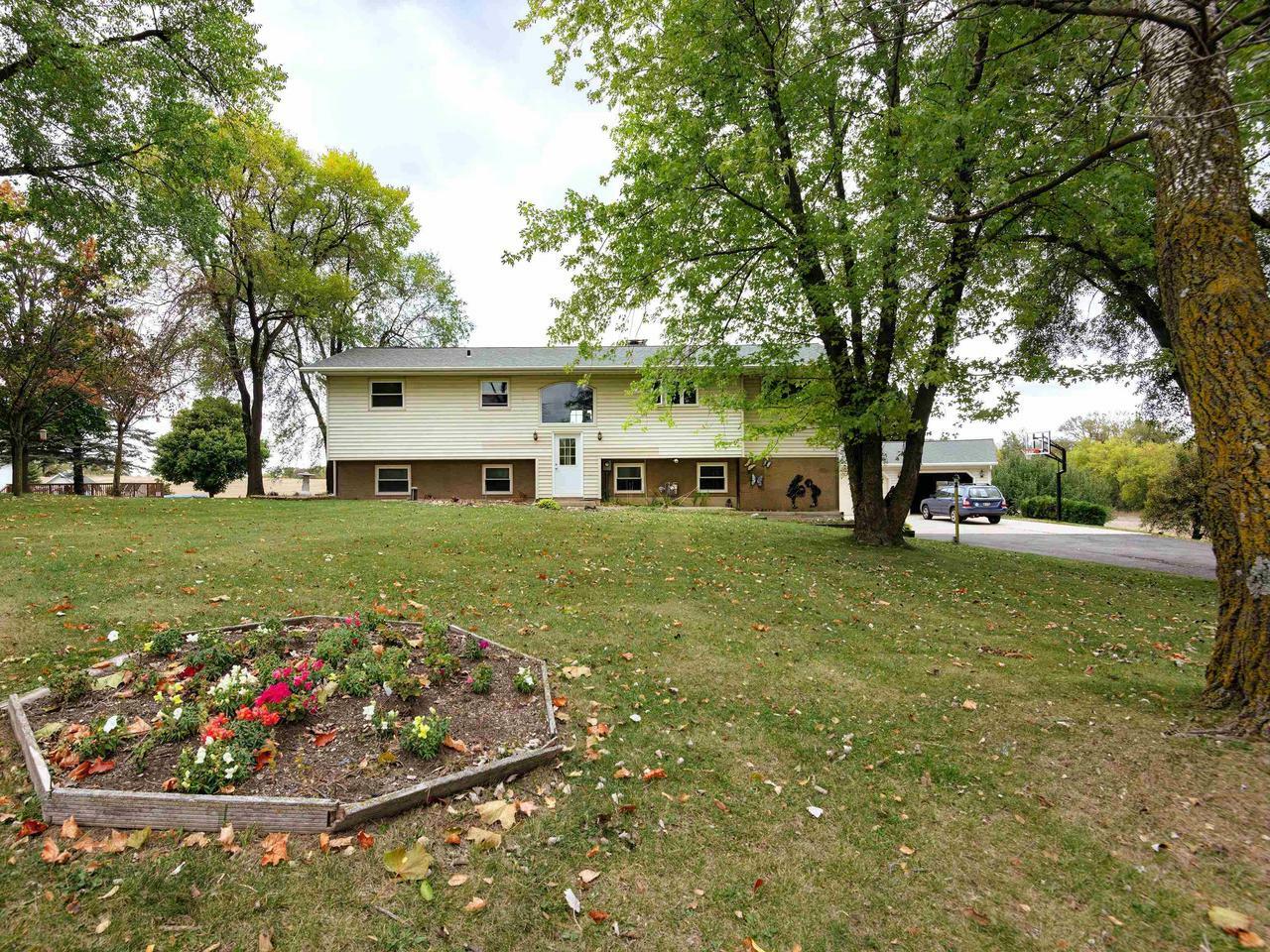 Property Photo:  155 East Rose-Eld Road  WI 54974 