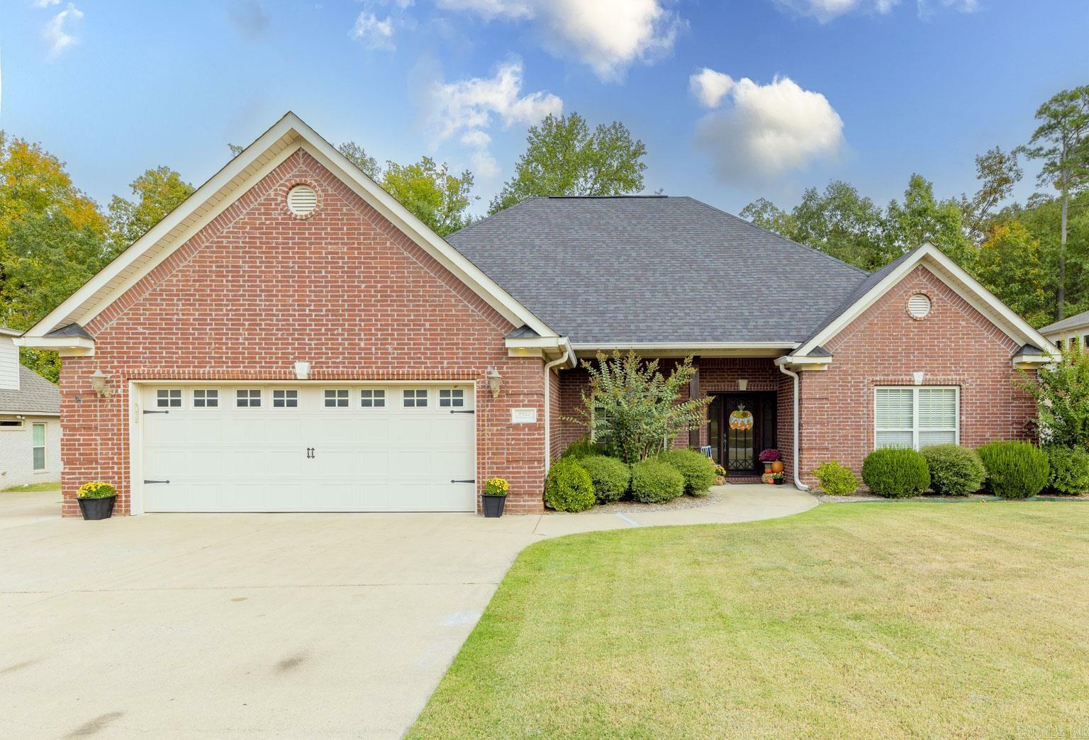 Property Photo:  3922 Robinwood Circle  AR 72022 