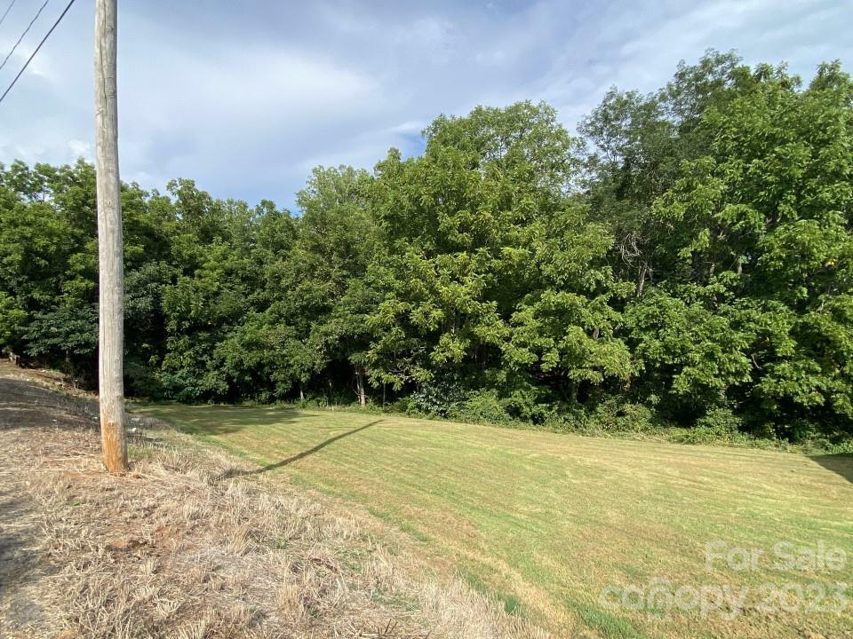 Property Photo:  107 6th Avenue  NC 28650 