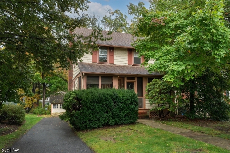 Property Photo:  24 N Summit Ave  NJ 07928 