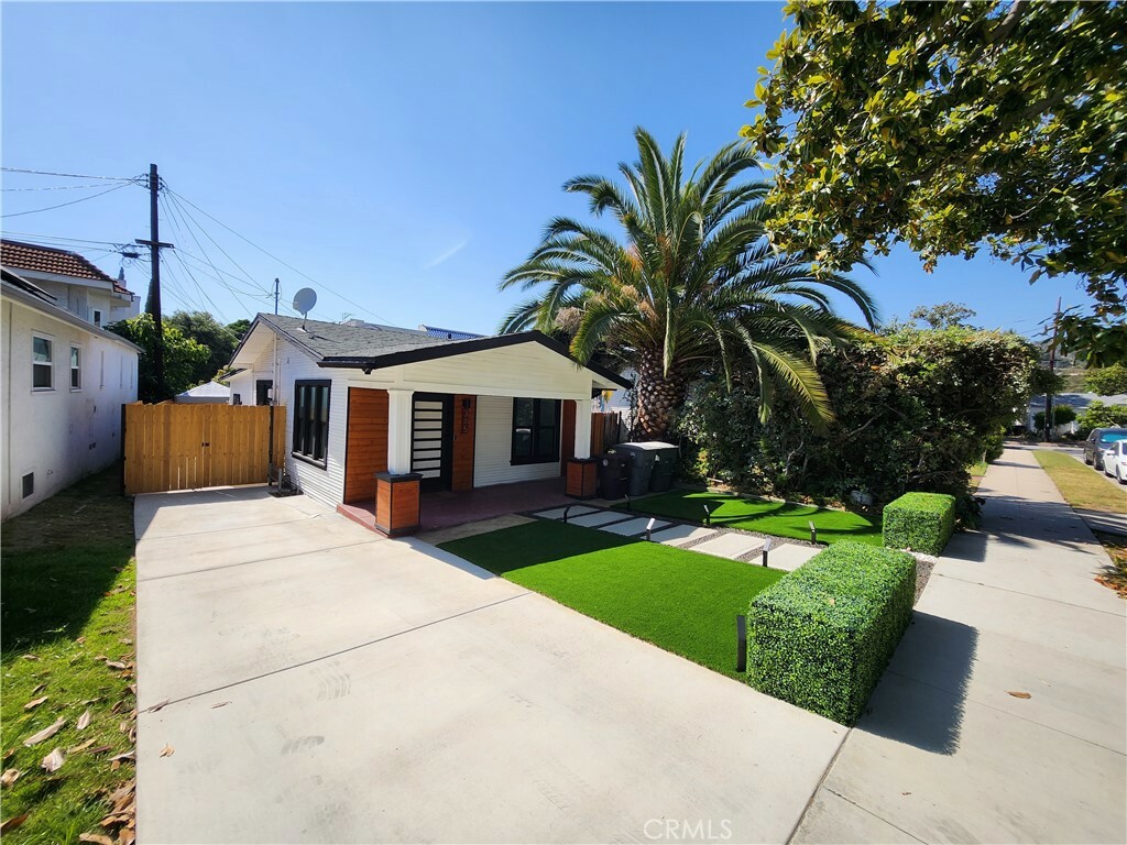 Property Photo:  385 Hill Dr  CA 91206 