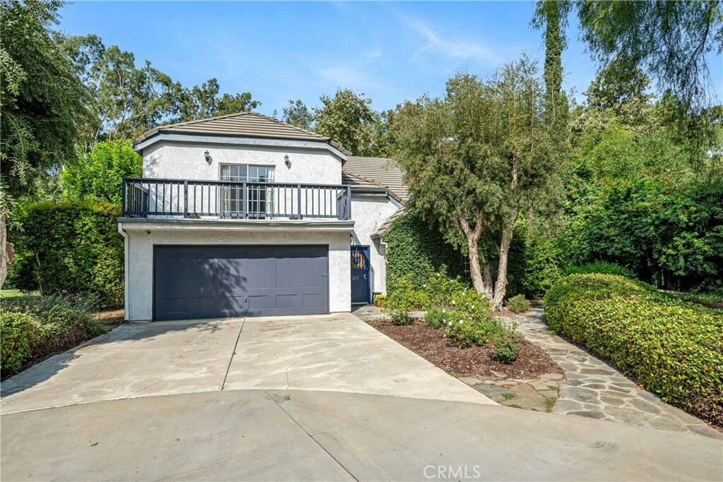 Property Photo:  215 S Plateau Drive  CA 91791 