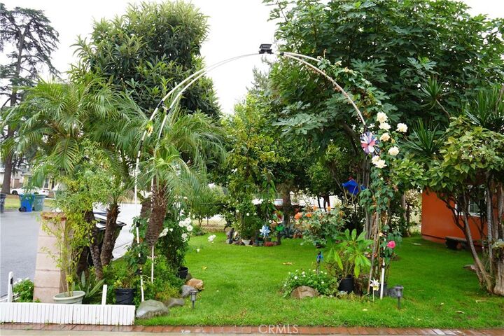 Property Photo:  1423 N Fenimore Avenue  CA 91722 