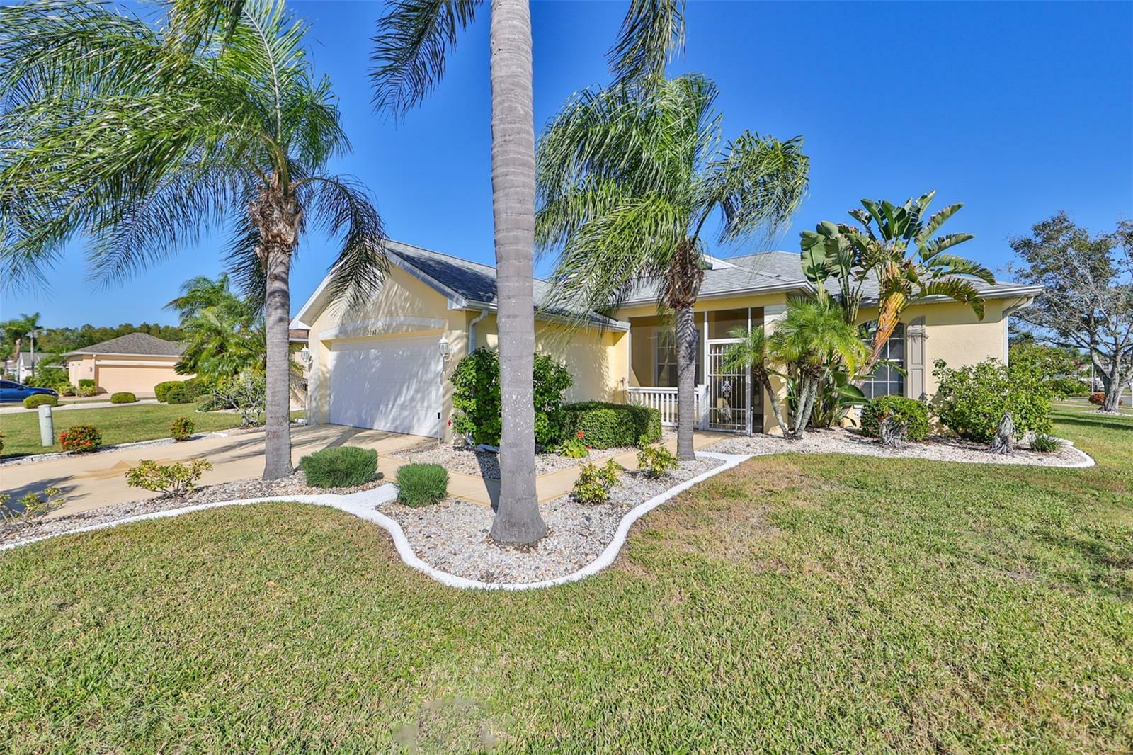 Property Photo:  2232 N Creek Court  FL 33573 