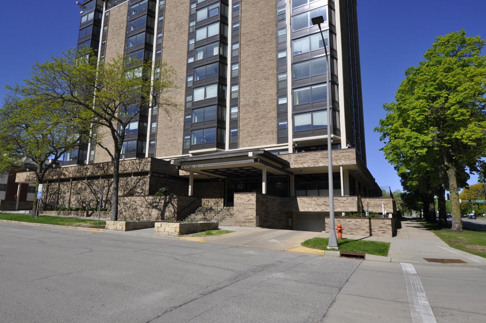 Property Photo: 207 5th Avenue SW 1101 MN 55902