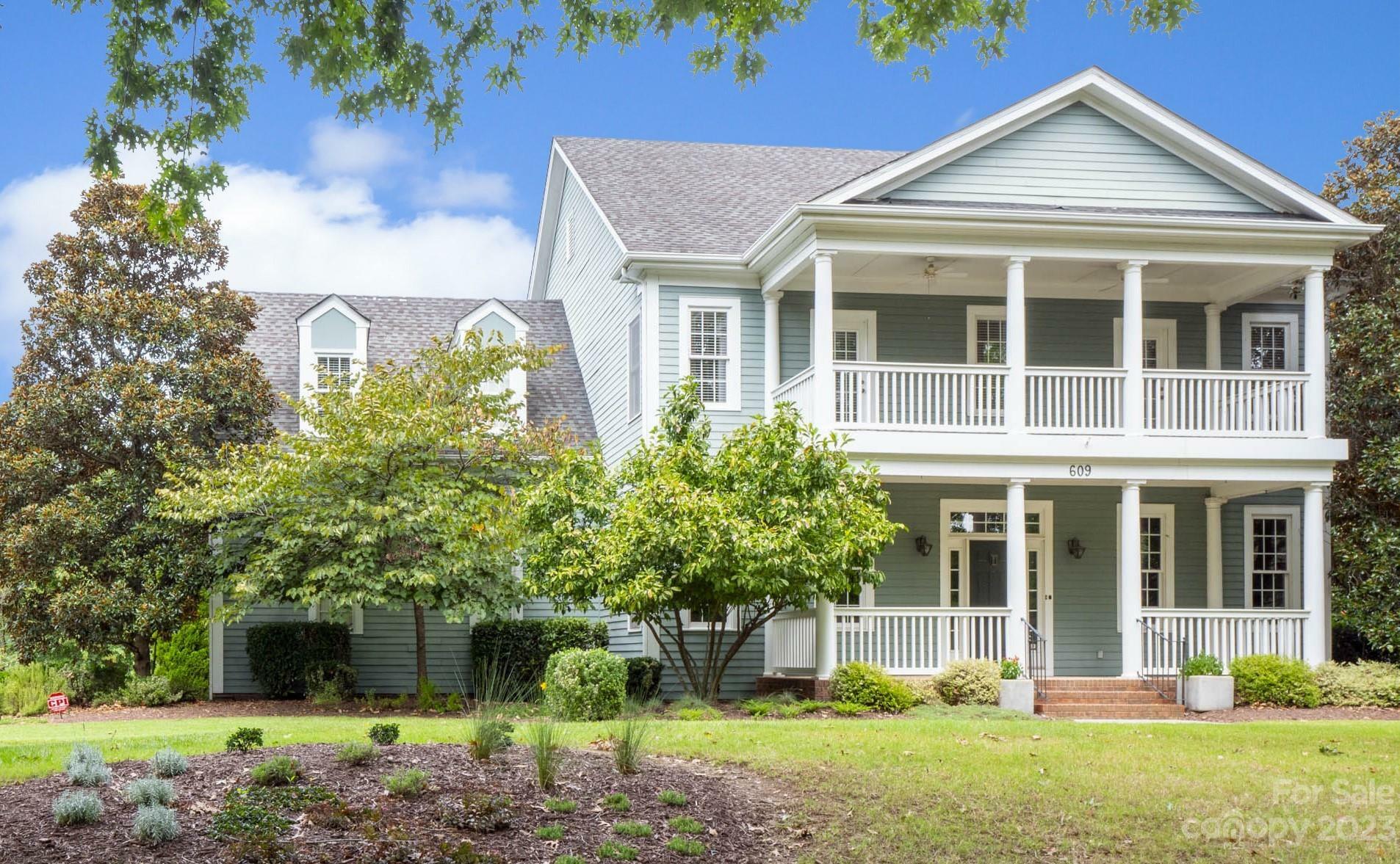 Property Photo: 609 Skybrook Drive NC 28078