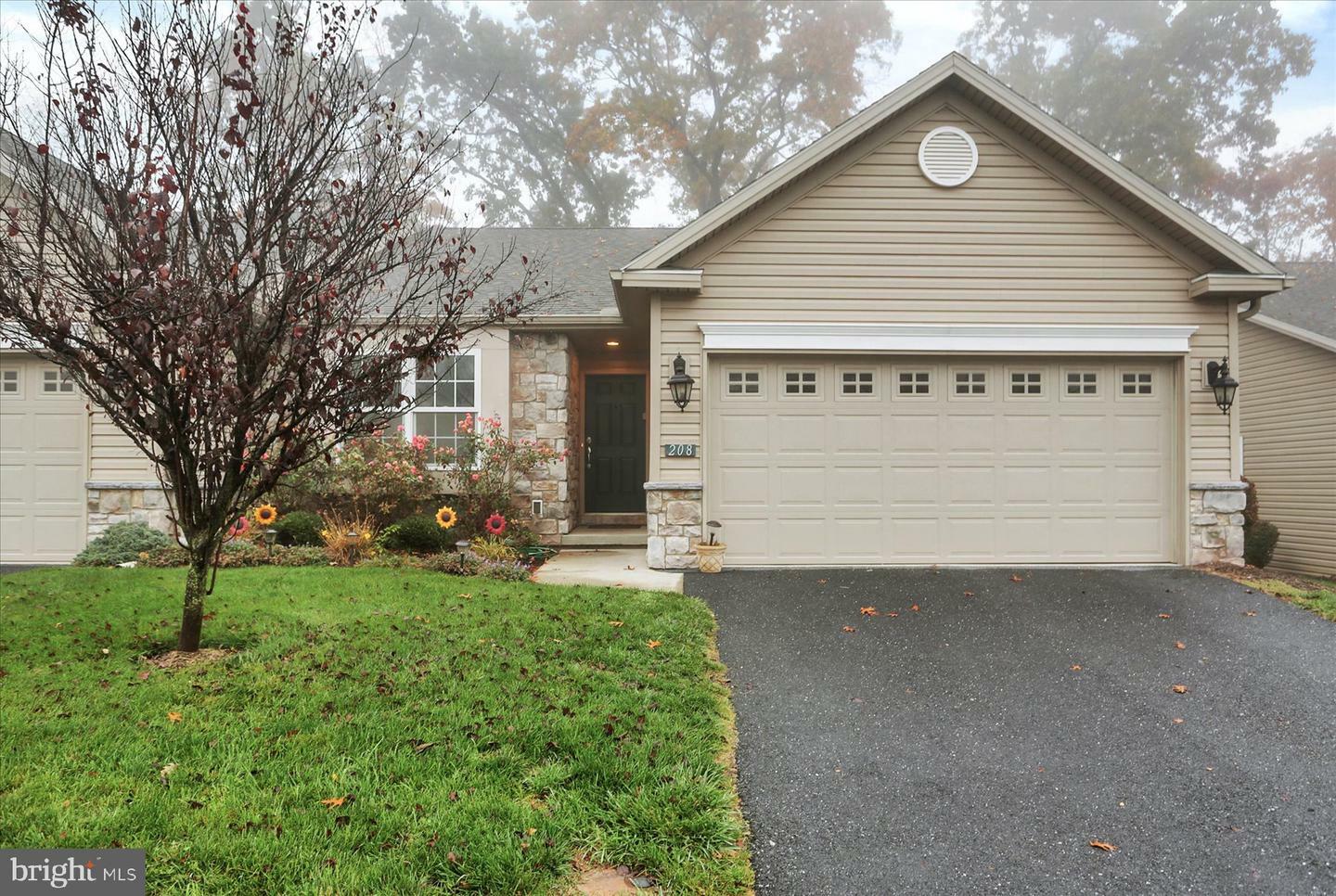 Property Photo:  208 Red Haven Road  PA 17070 