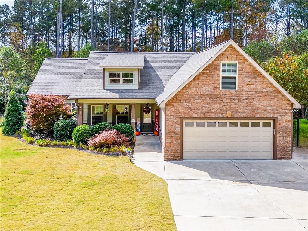 Property Photo:  124 Jessica Court  GA 30157 