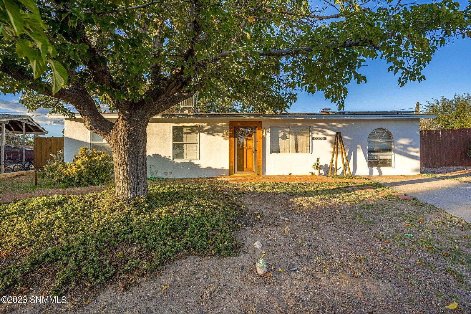 Property Photo: 1809 Flora Circle NM 88001