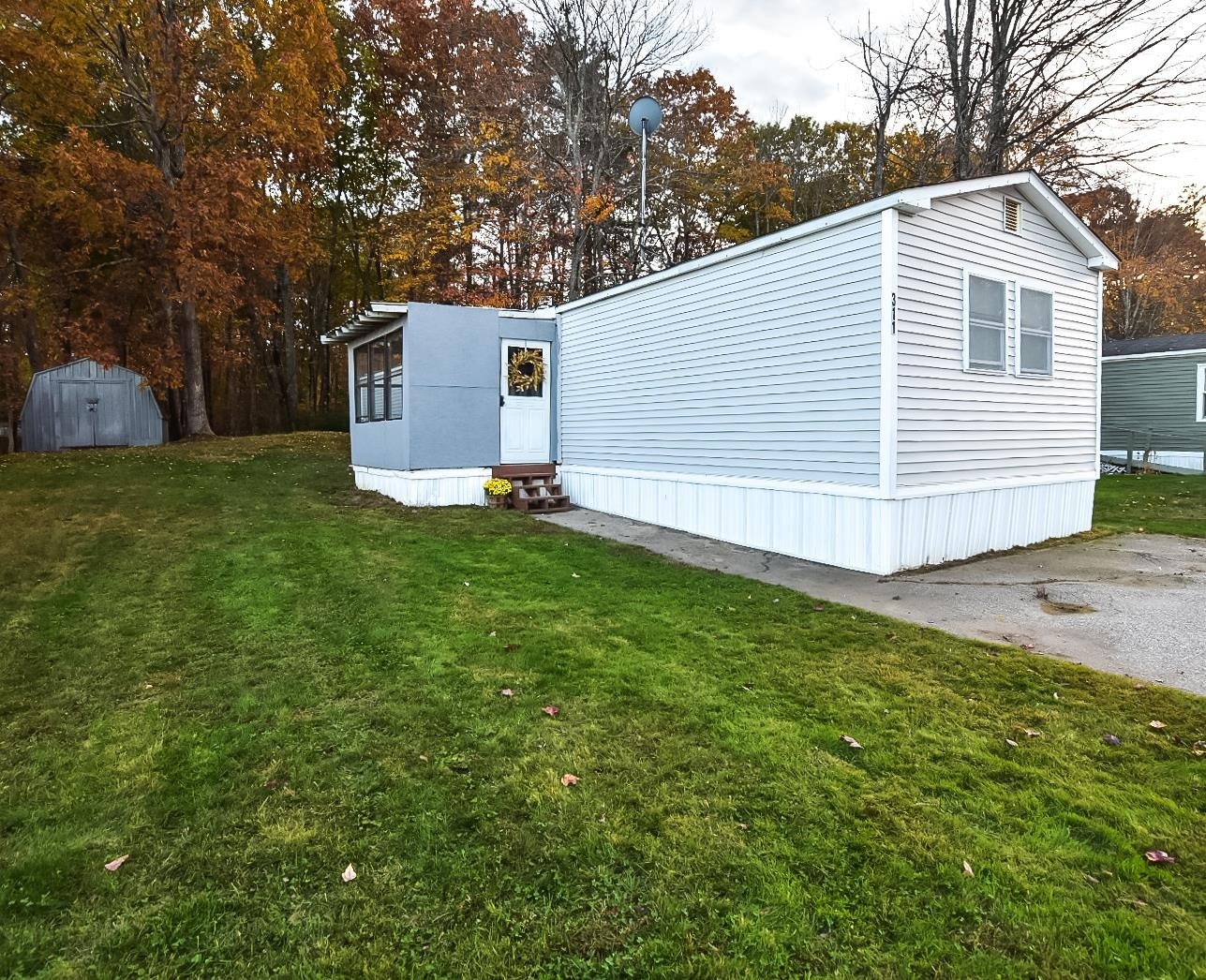 Property Photo: 311 Sherwood Glen NH 03878