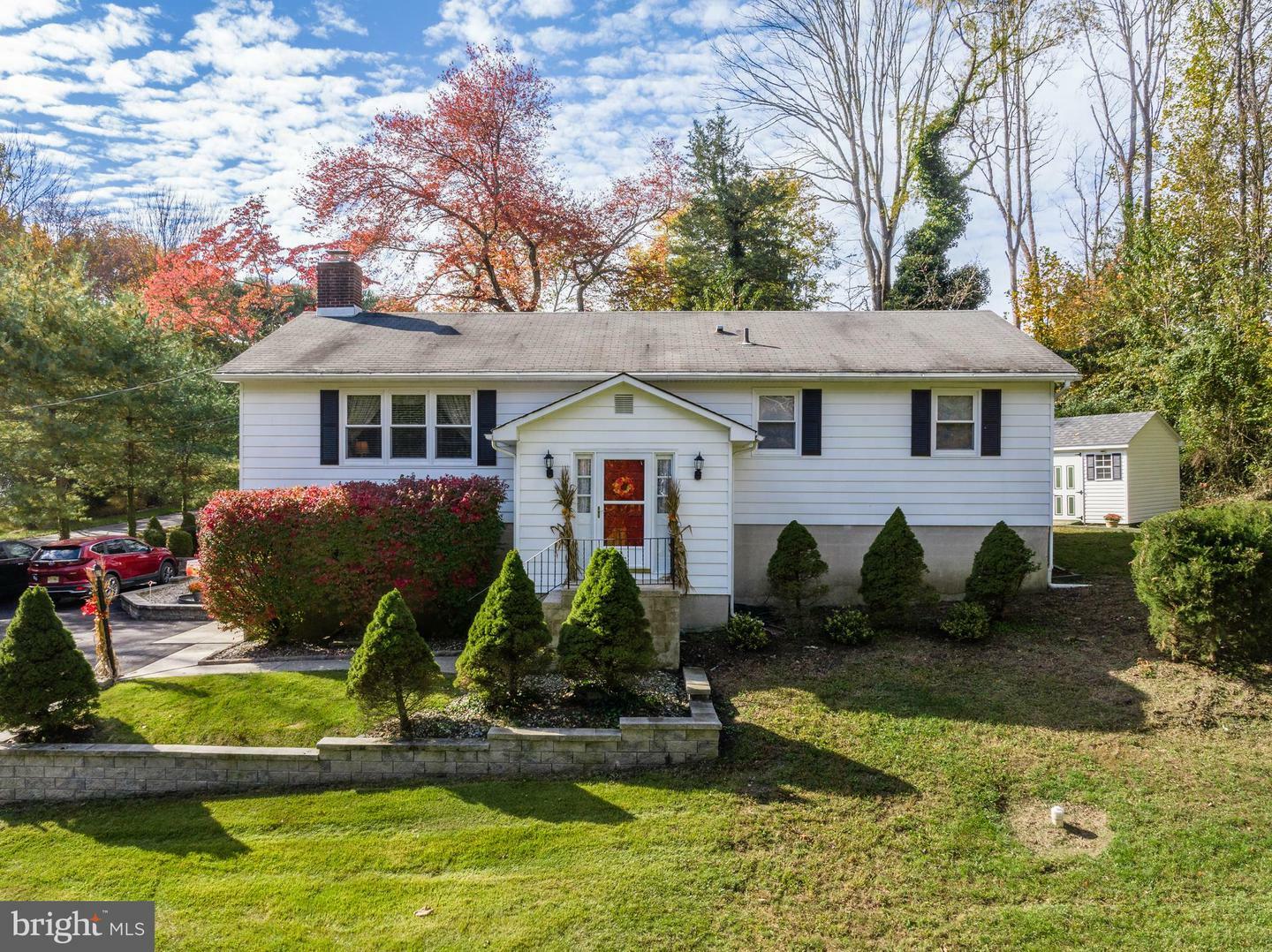 Property Photo:  284 Province Line  NJ 08562 