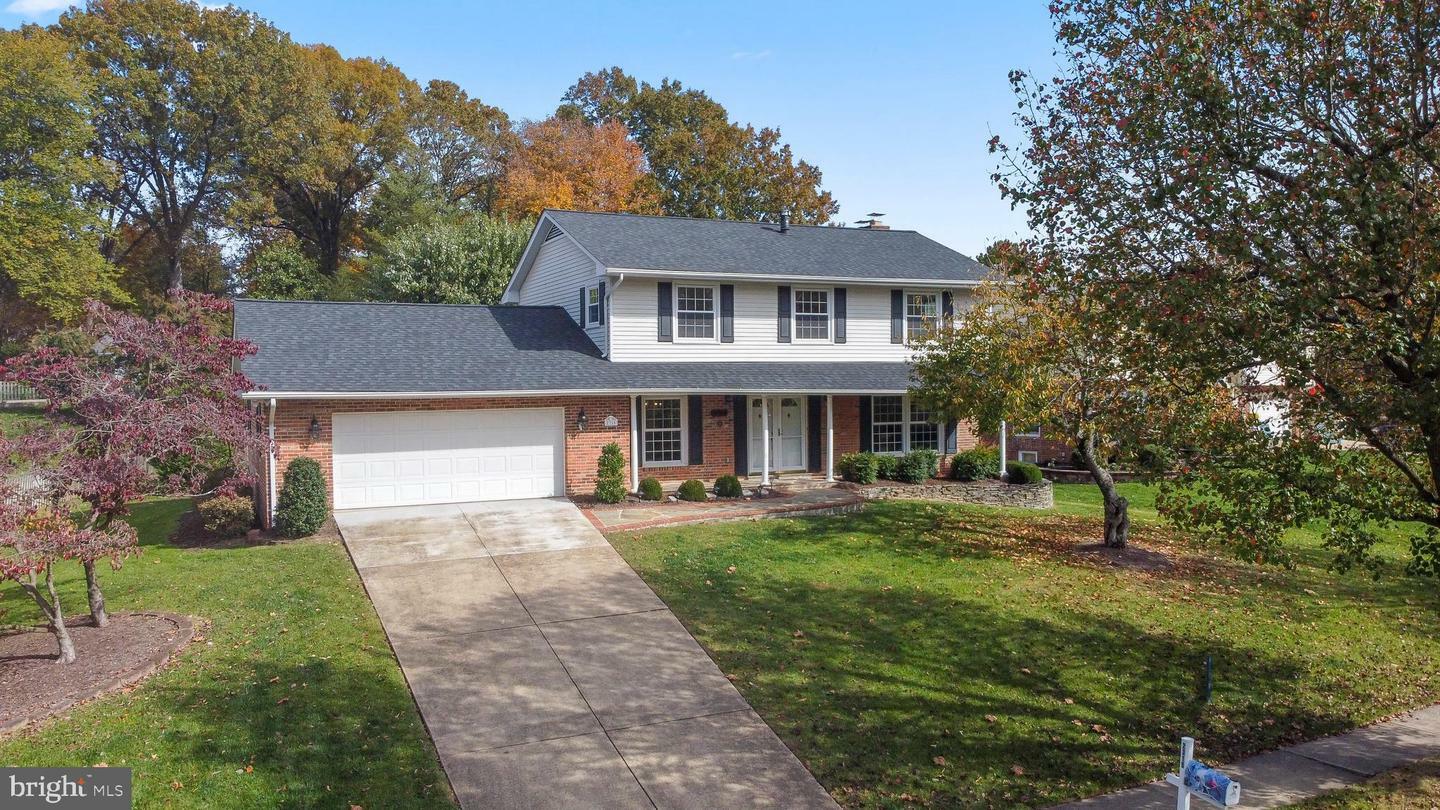 Property Photo:  2316 Creek Drive  VA 22308 