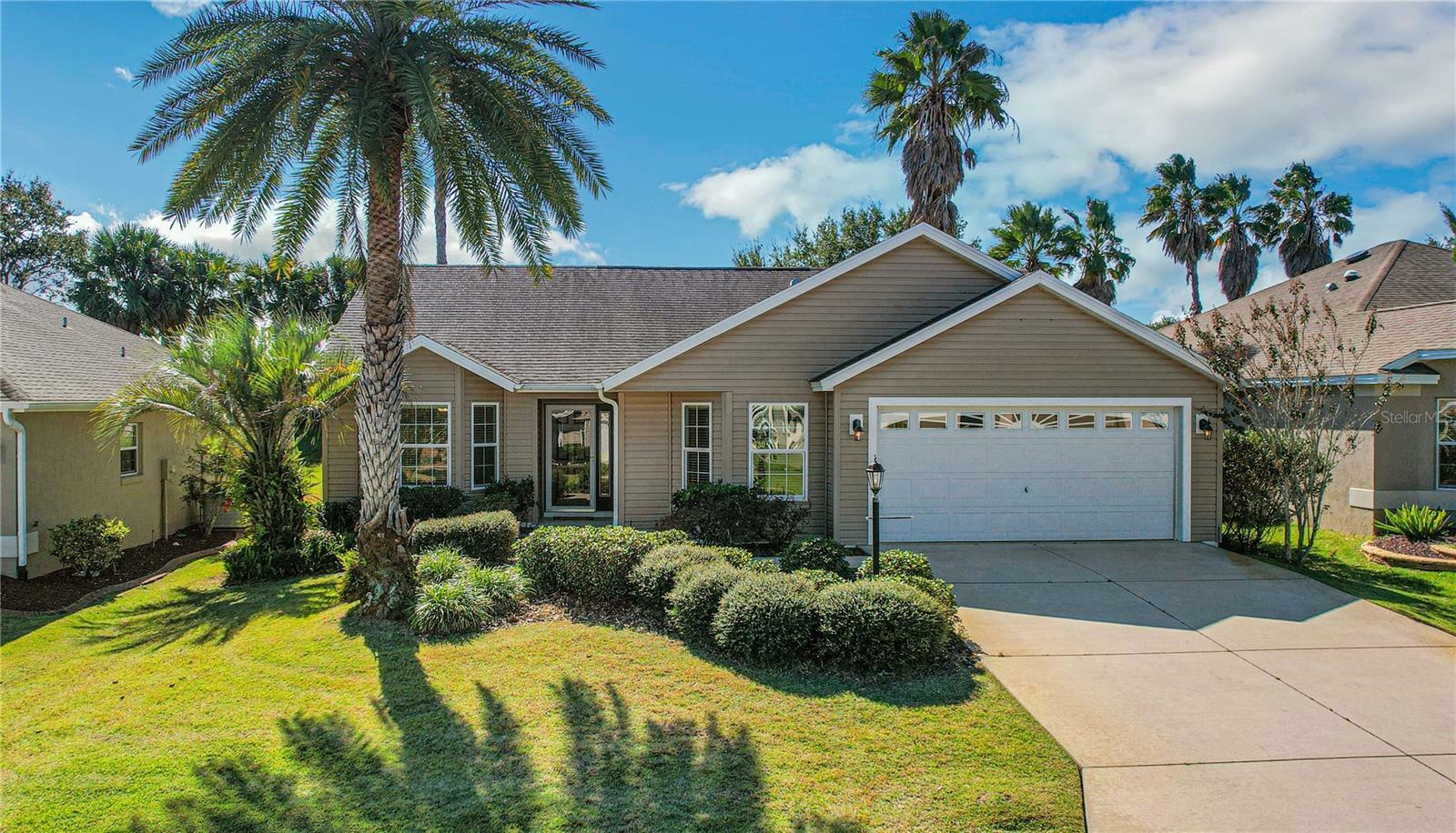 Property Photo:  930 Misty Court  FL 32162 