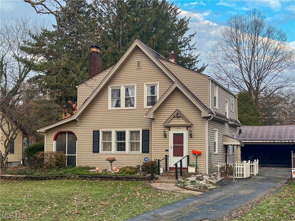 Property Photo:  3110 Neosho Road  OH 44511 