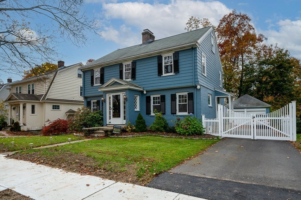 Property Photo: 71 Longfellow Road MA 01602