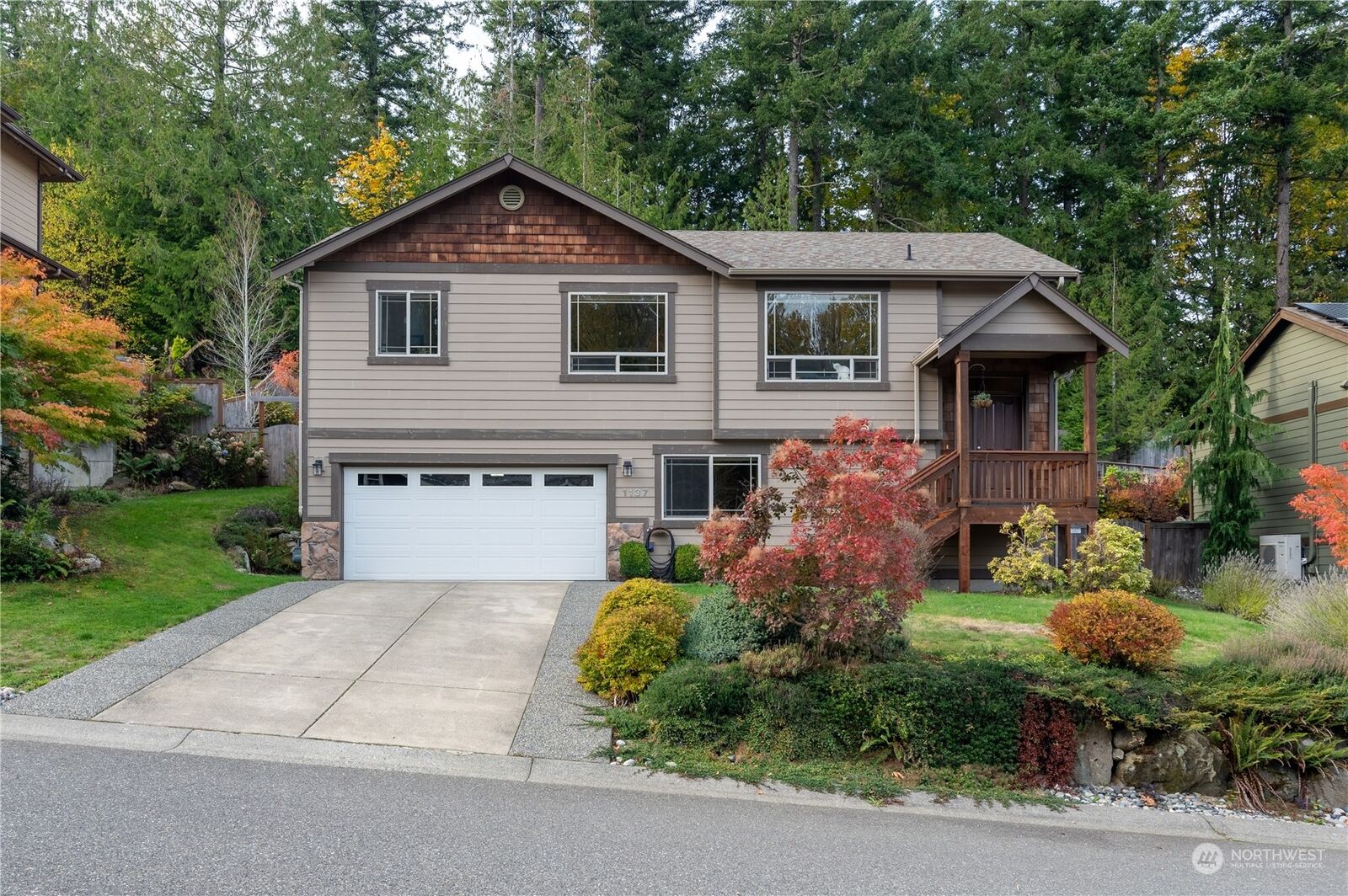 Property Photo:  1137 Birch Falls Drive  WA 98229