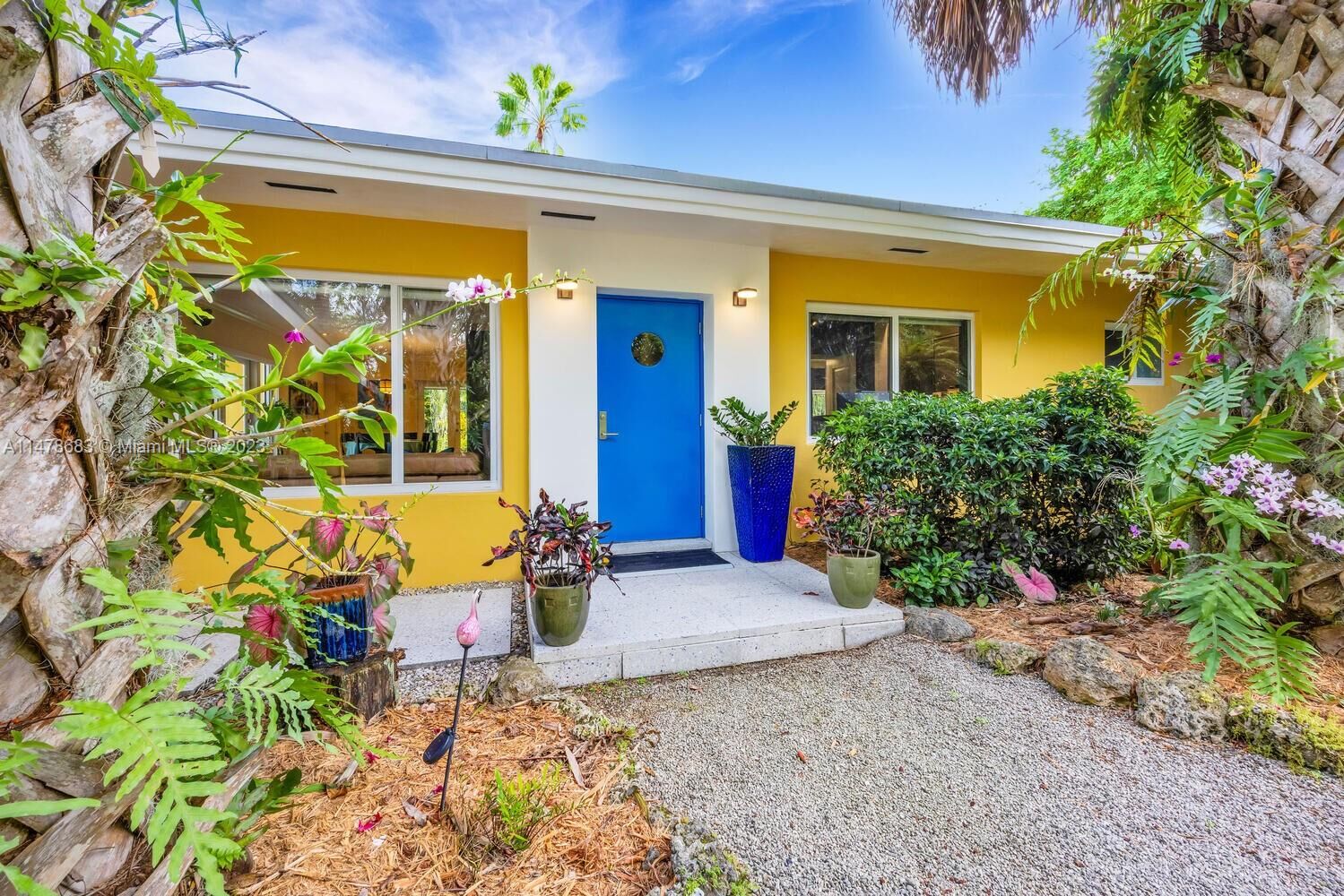 Property Photo: 13501 SW 102nd Ave FL 33176