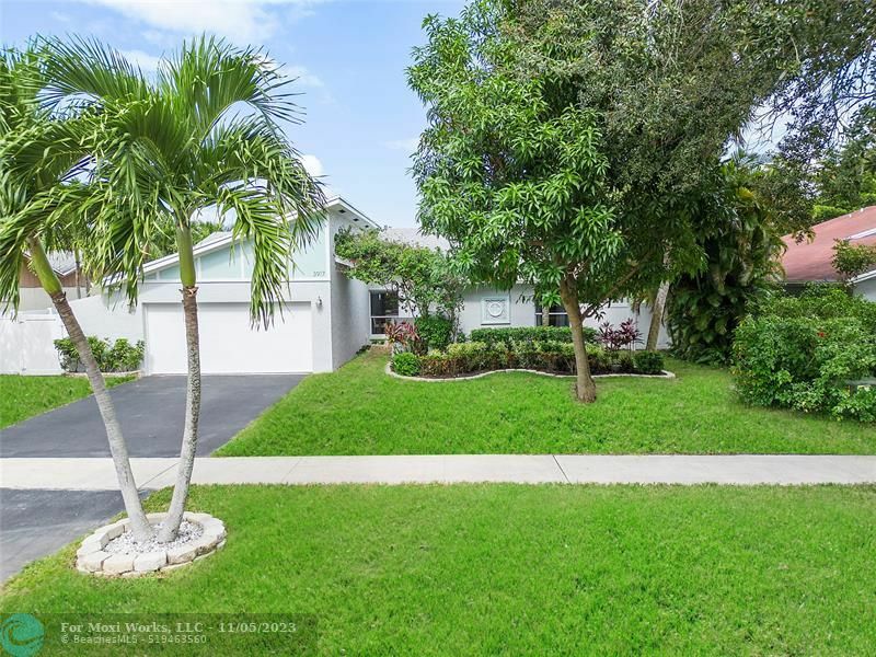 Property Photo:  3917 NW 2nd Court  FL 33442 