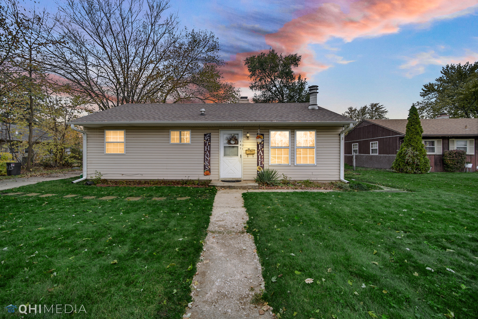 Property Photo:  107 Saint Jude Avenue  IL 60436 