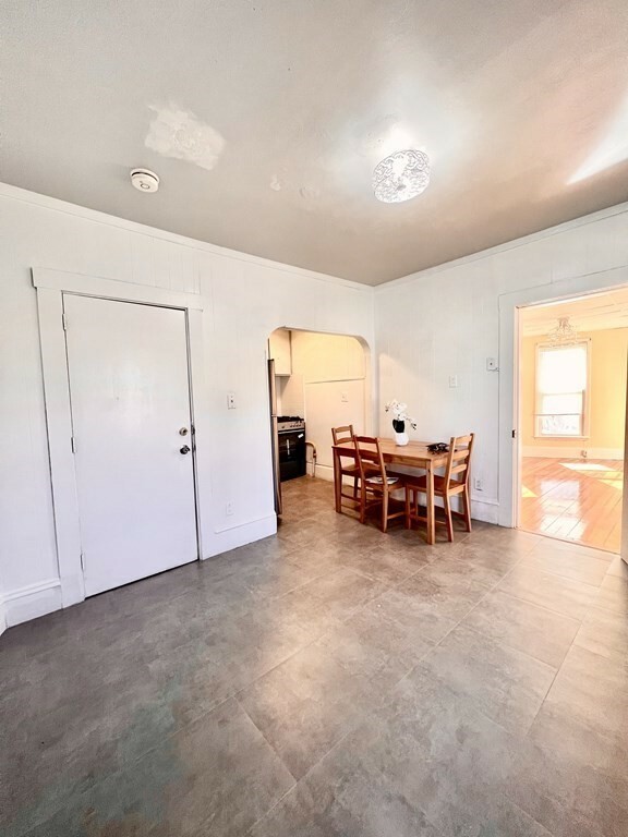 Property Photo:  460 Ferry Street 2L  MA 02148 