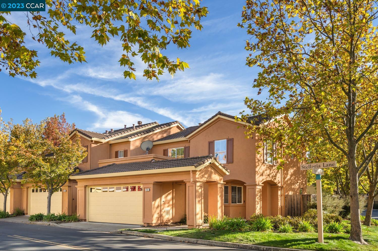 Property Photo: 7648 Stellaria Ln CA 94582