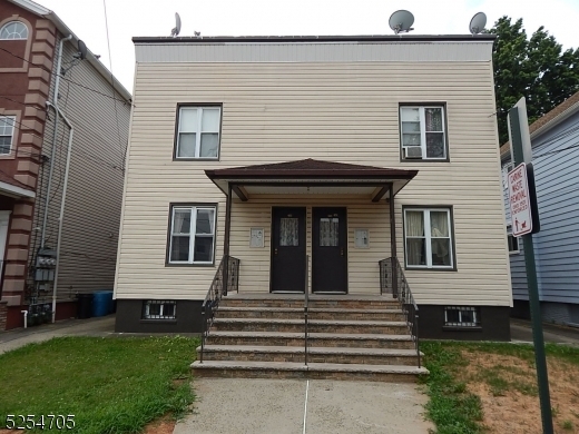 Property Photo: 210 Vine St NJ 07202