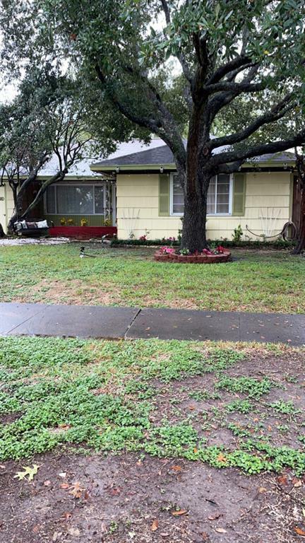 Property Photo: 2034 Marnel Rd TX 77055