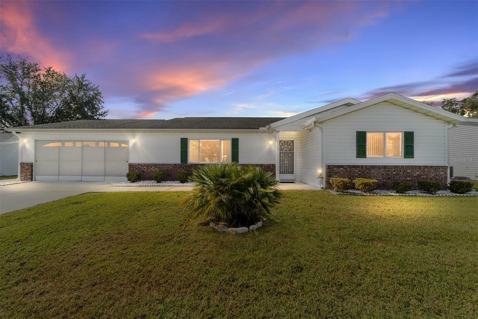 Property Photo:  17574 SE 97th Avenue  FL 34491 