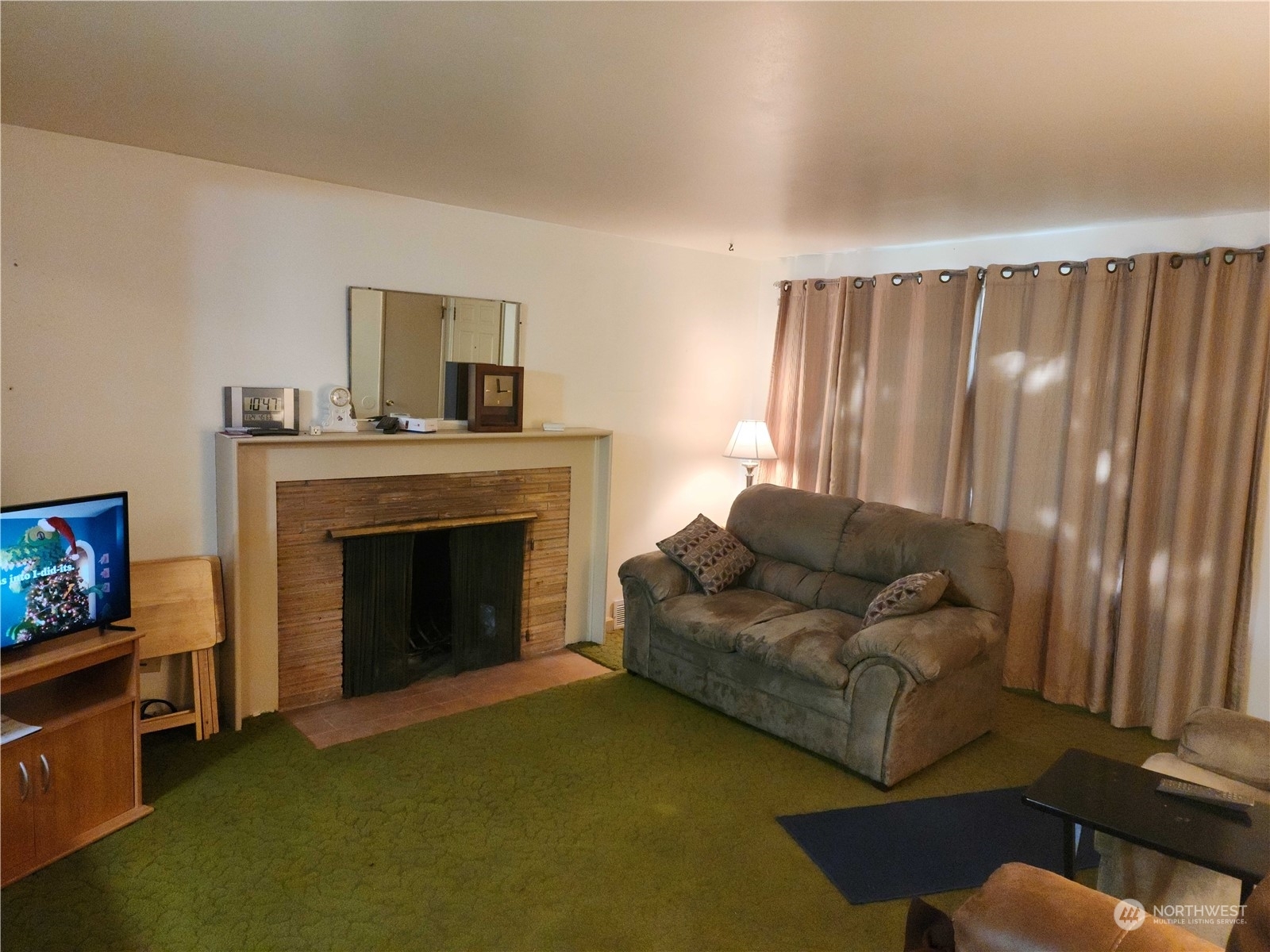 Property Photo:  326 NE 159th Street  WA 98155 