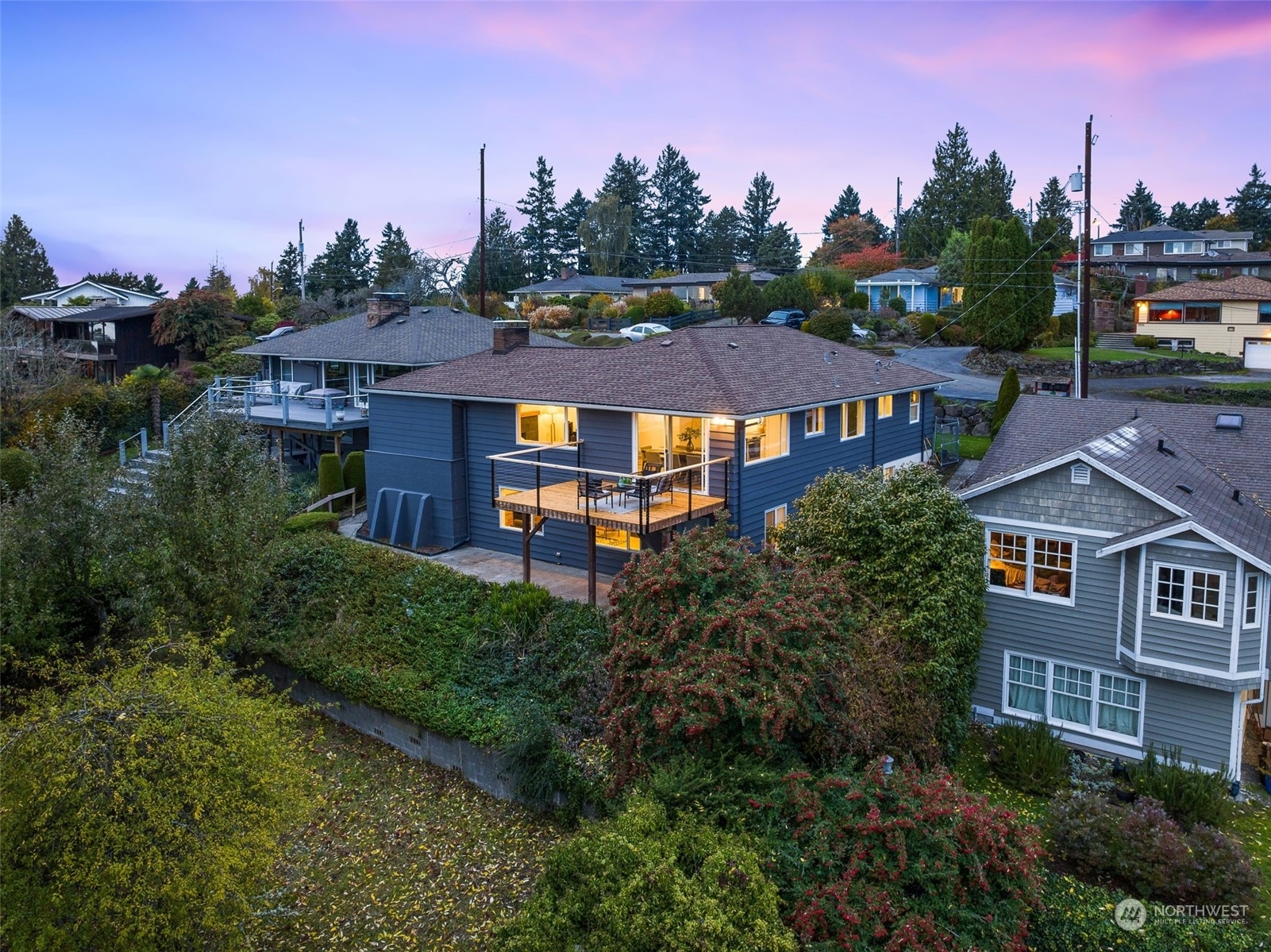 Property Photo:  11973 Marine View Drive SW  WA 98146 