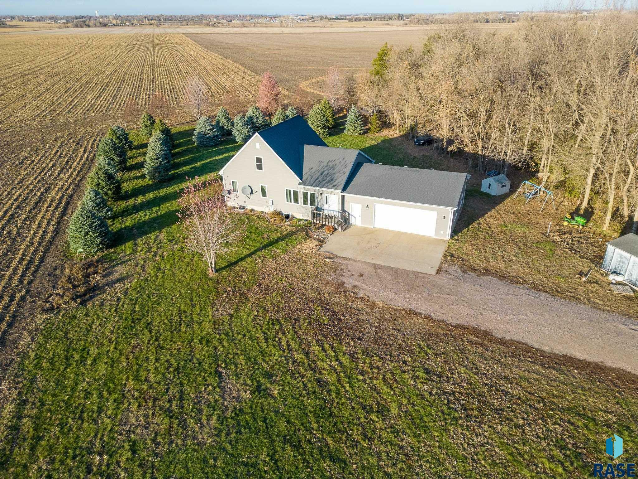 Property Photo: 47568 275th St SD 57032