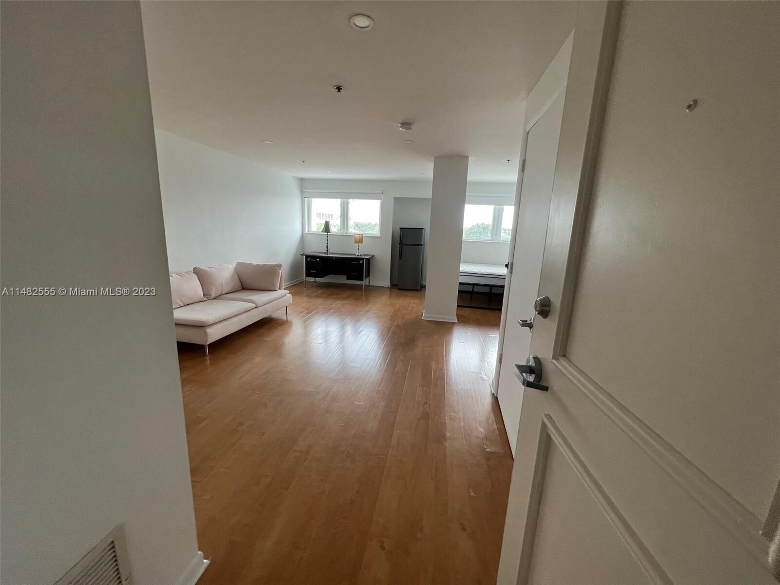Property Photo: 5771 SW 72nd St 5771 FL 33143