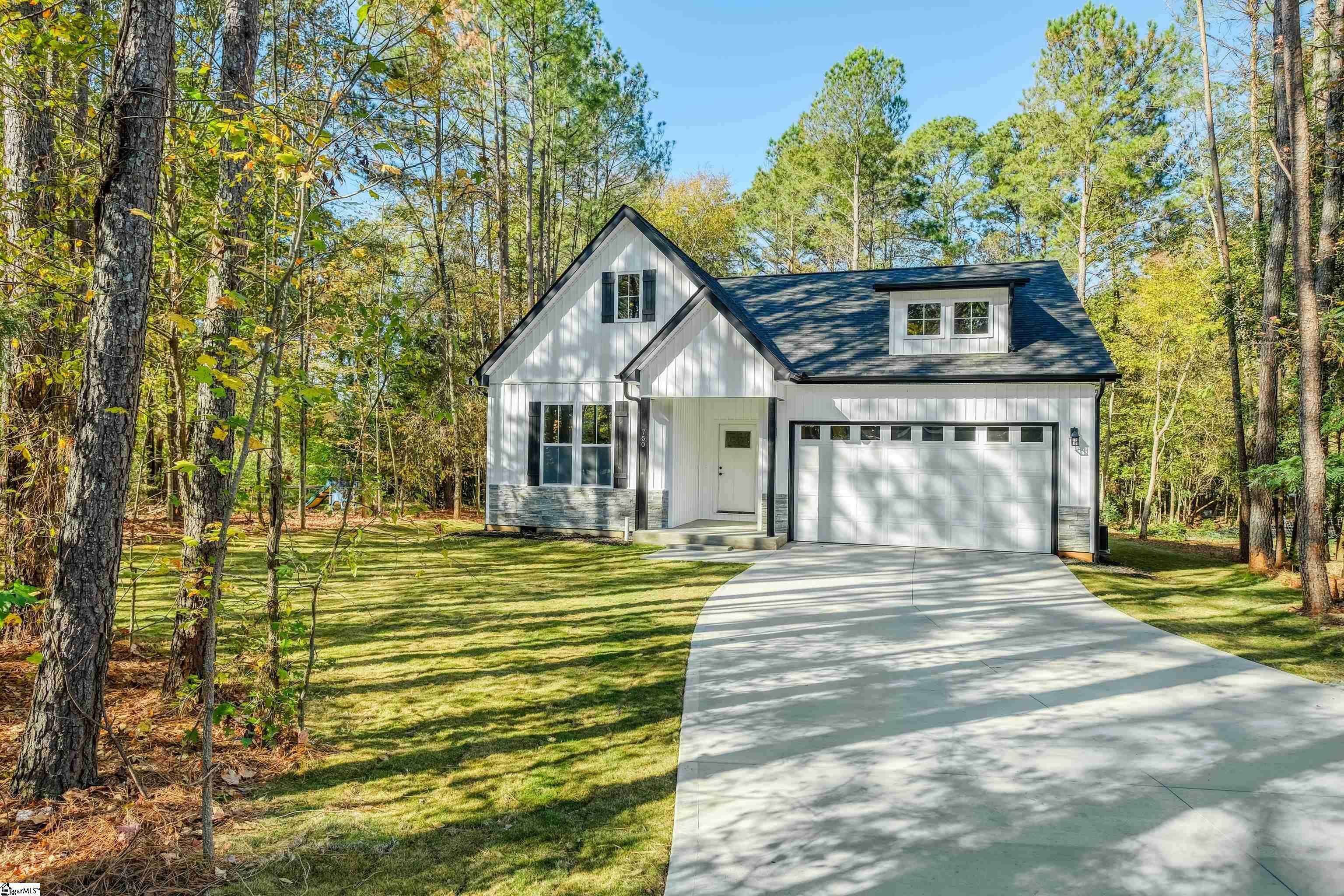 Property Photo:  750 W Georgia Street  SC 29388 