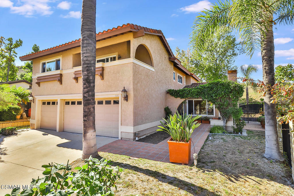 Property Photo:  505 Firecrest Court  CA 91320 