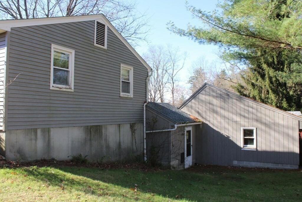 Property Photo:  35 Pentecost Rd  MA 01360 