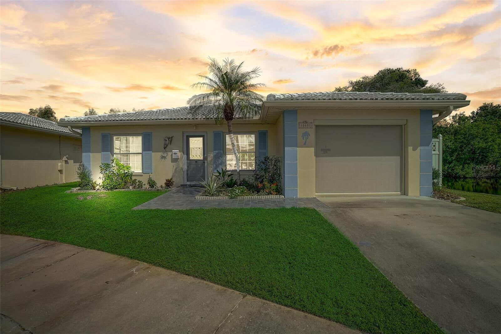 Property Photo:  10601 Ferndale Place N  FL 33782 