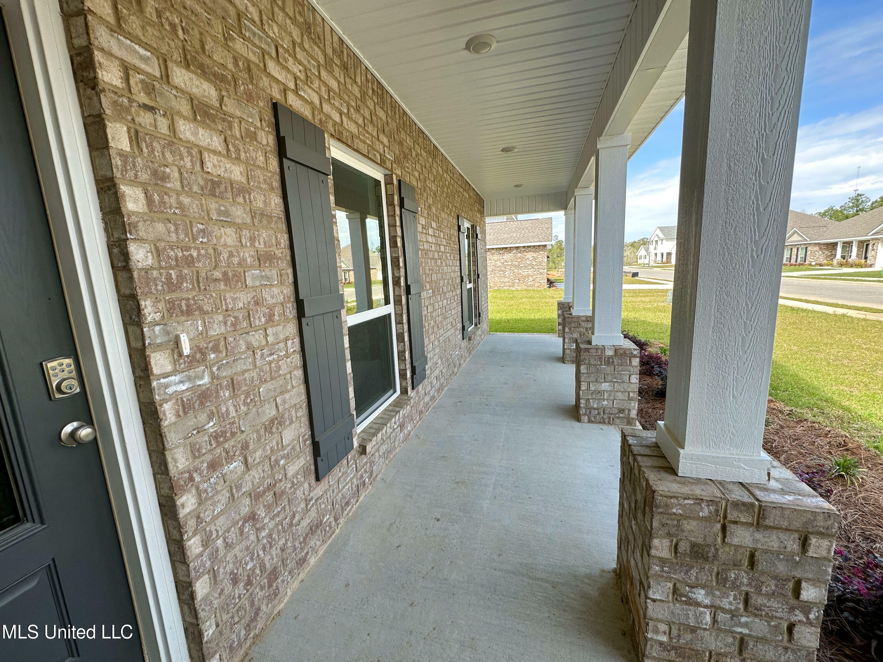 Property Photo:  12222 Savannah Circle  MS 39564 