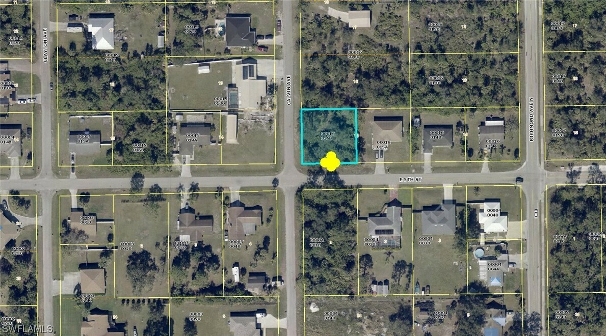 Property Photo:  301 E 5th Street  FL 33972 