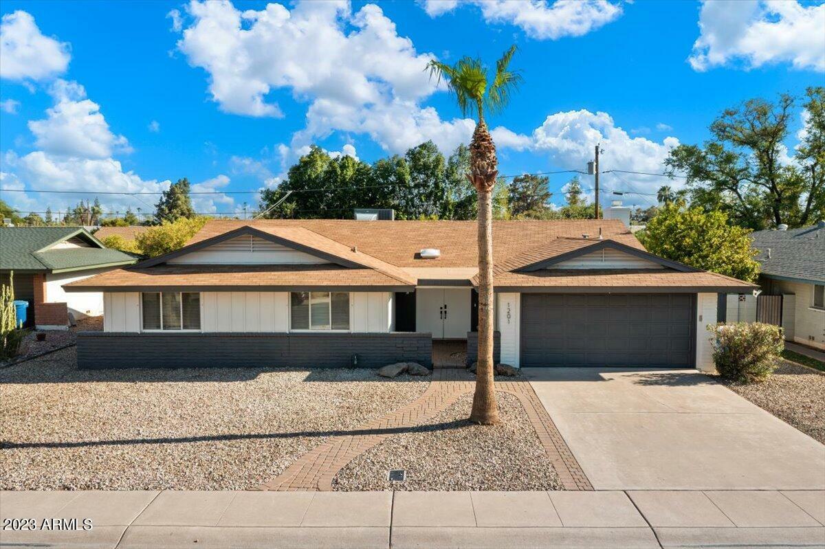 Property Photo:  1201 E Wesleyan Drive  AZ 85282 